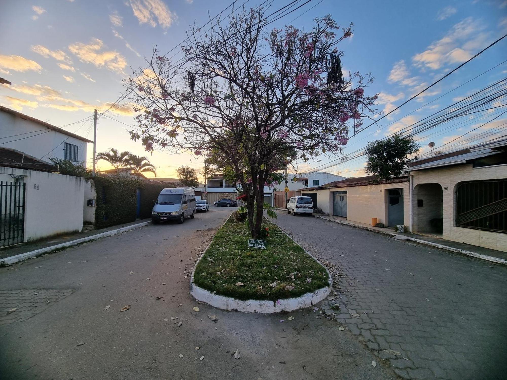 Th 101 - Flat Com Banheira De Hidromassagem Governador Valadares Exterior foto